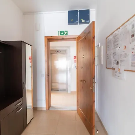 Two Bedroom In The Heart Of St Julians Rol5 San Julián