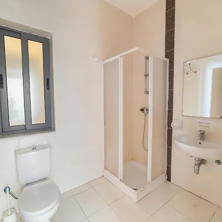 Two Bedroom In The Heart Of St Julians Rol5 San Ġiljan